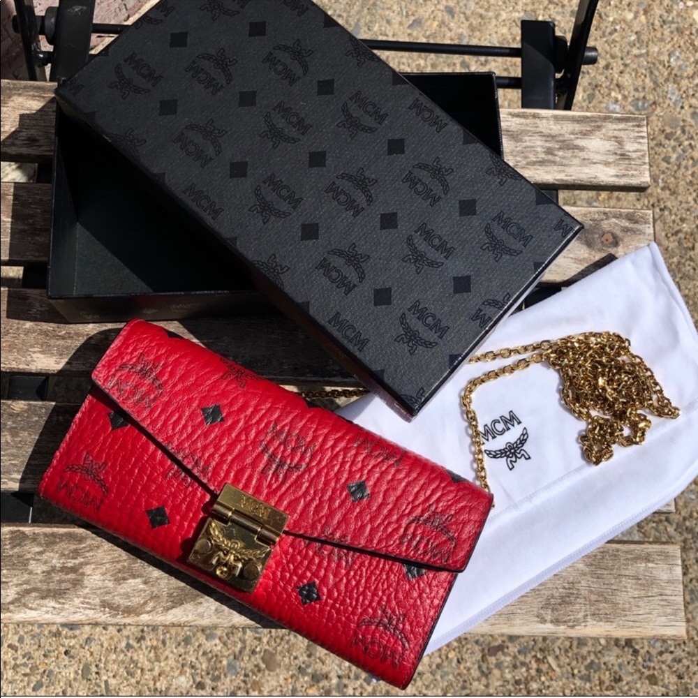 MCM Visetos Large Patricia Chain wallet ruby red